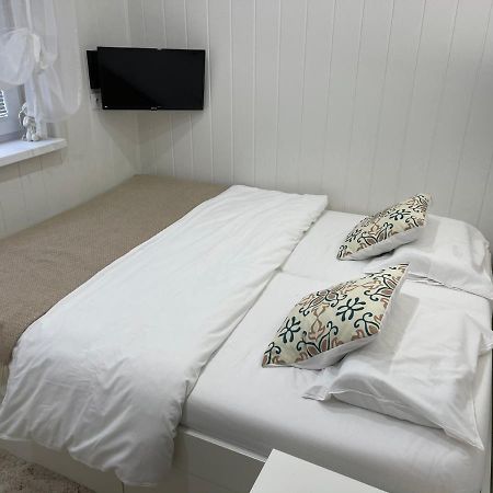 Cosy Apartmant In Hodonin Apartment Ngoại thất bức ảnh