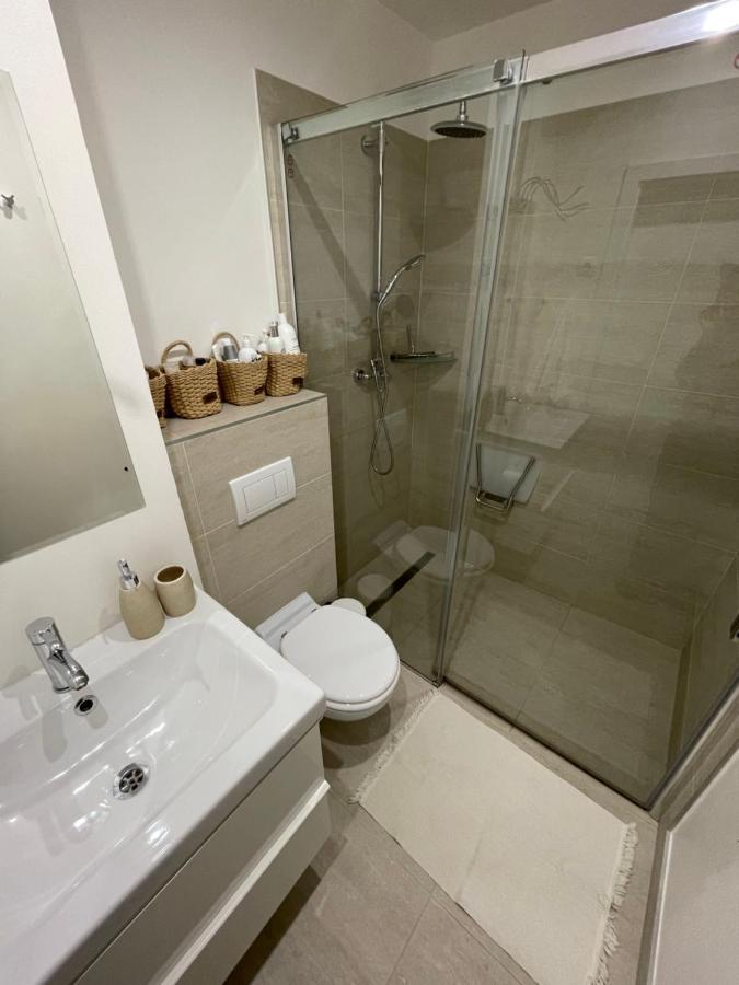 Cosy Apartmant In Hodonin Apartment Ngoại thất bức ảnh